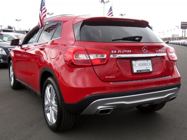 Used 2016 Mercedes-Benz GLA 250 for sale Sold at Rolls-Royce Motor Cars Philadelphia in Palmyra NJ 08065 4
