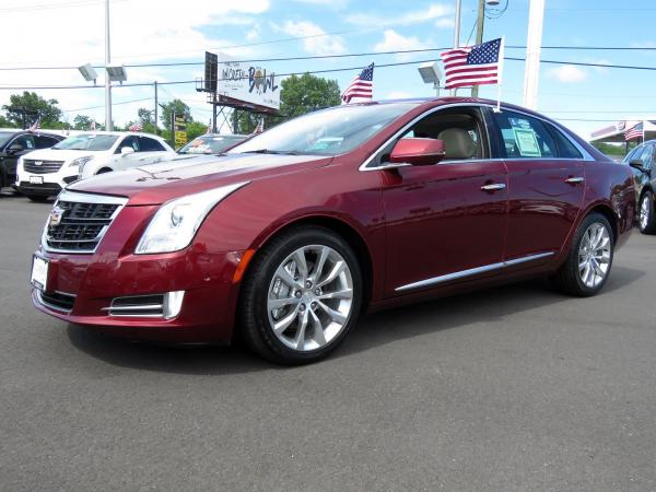 Used 2016 Cadillac XTS Luxury Collection for sale Sold at Rolls-Royce Motor Cars Philadelphia in Palmyra NJ 08065 4