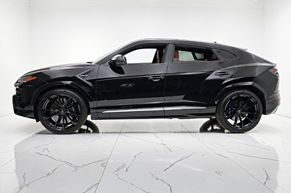 Used 2019 Lamborghini Urus / SELEZIONE PRE-OWNED CERTIFIED for sale $179,000 at Rolls-Royce Motor Cars Philadelphia in Palmyra NJ 08065 3