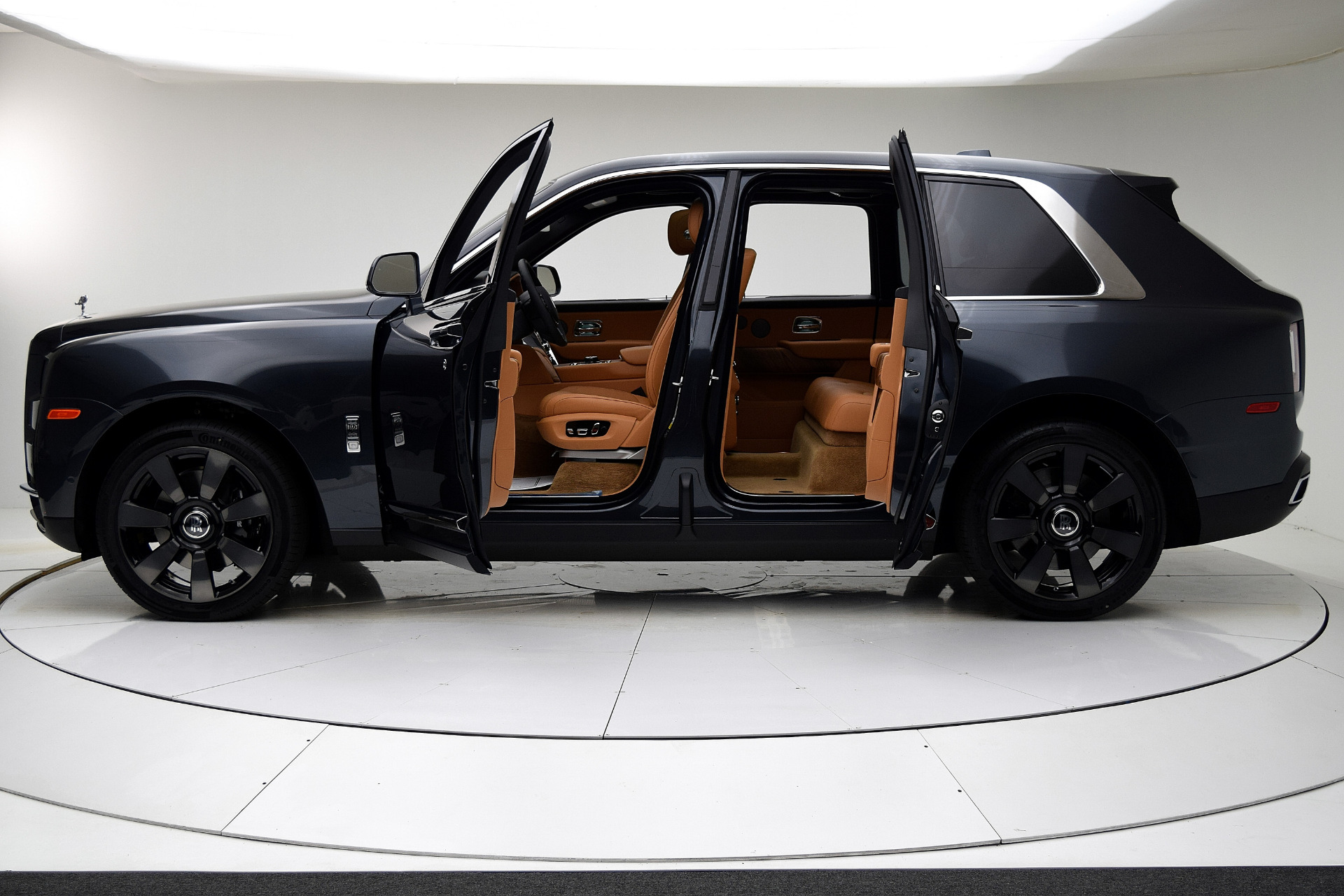 Rolls Royce Cullinan The Crown Jewel of SUVs  A Girls Guide to Cars