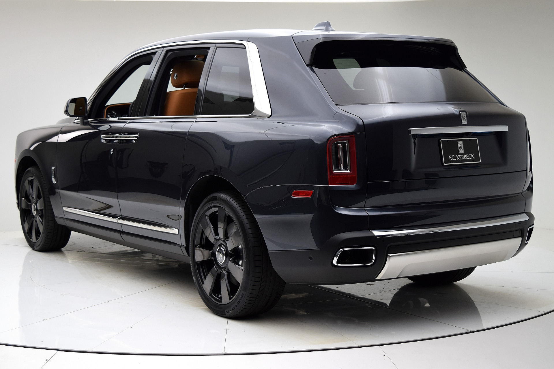 rolls royce cullinan used  Search for your used car on the parking