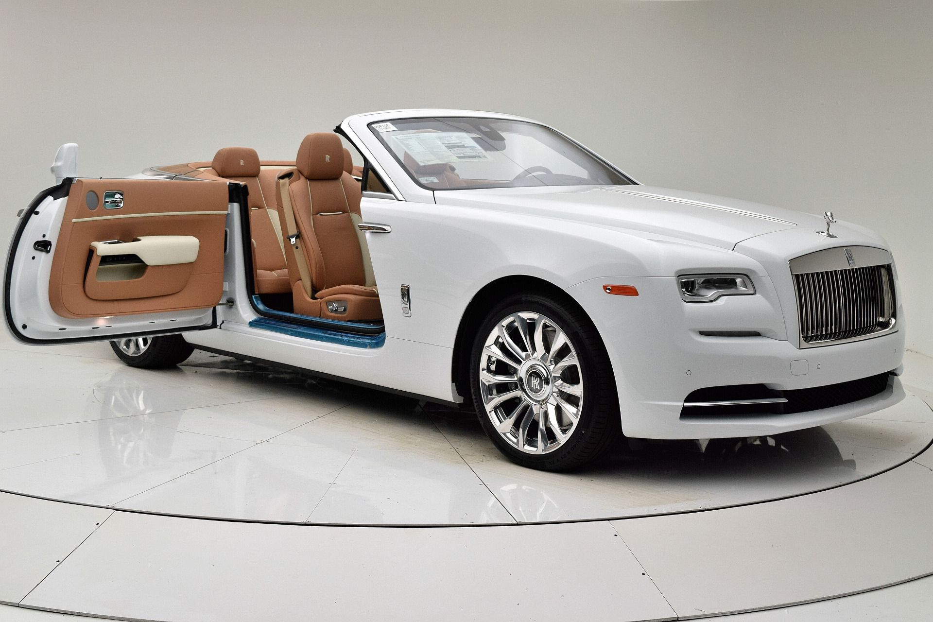 Rolls Royce Dawn Giá bán  Thông số 2023  Blog Xe Hơi Carmudi