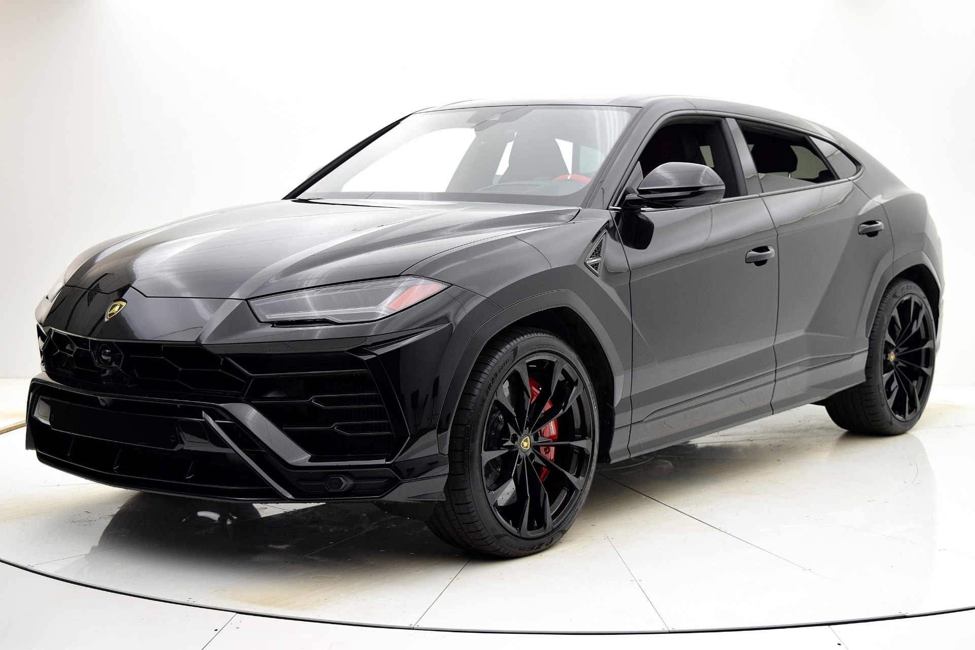 Lamborghini Urus Цена