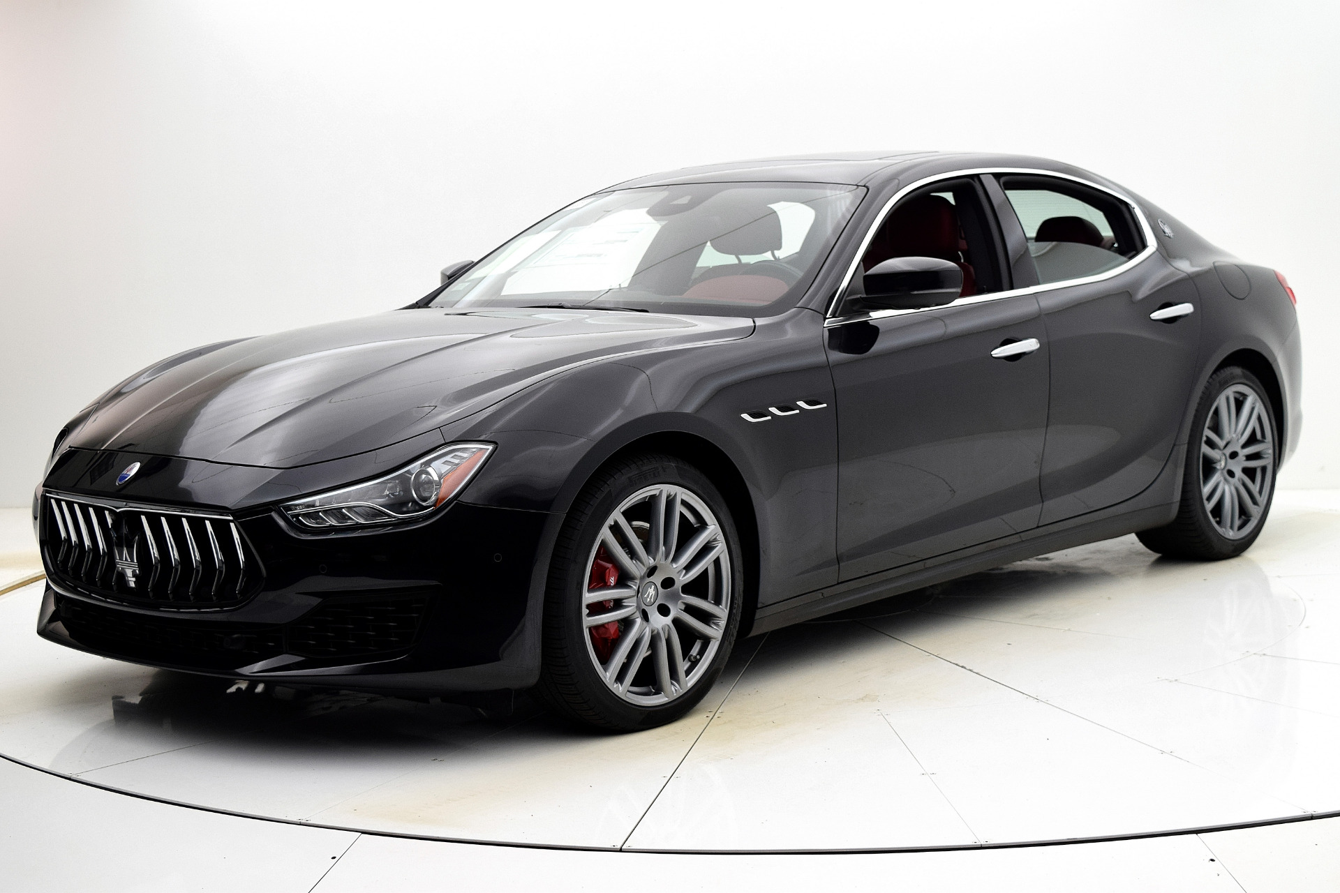 Used 2018 Maserati Ghibli S Q4 for sale $59,880 at F.C. Kerbeck Rolls-Royce in Palmyra NJ 08065 2