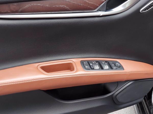 Used 2018 Maserati Ghibli S Q4 for sale Sold at Rolls-Royce Motor Cars Philadelphia in Palmyra NJ 08065 4