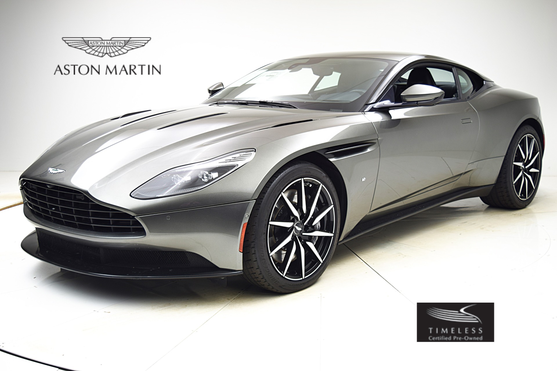 Used 2018 Aston Martin DB11 V12 for sale $145,800 at Rolls-Royce Motor Cars Philadelphia in Palmyra NJ 08065 2