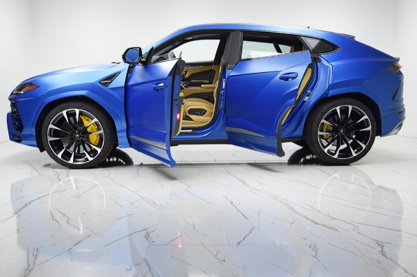 Used 2022 Lamborghini Urus / SELEZIONE PRE-OWNED CERTIFIED for sale $219,000 at Rolls-Royce Motor Cars Philadelphia in Palmyra NJ 08065 4