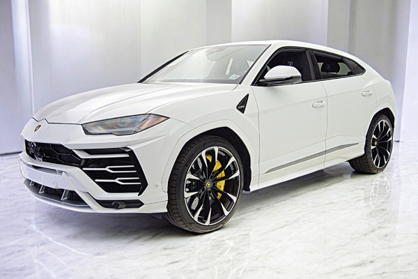 Used 2022 Lamborghini Urus / SELEZIONE PRE-OWNED CERTIFIED for sale $219,000 at Rolls-Royce Motor Cars Philadelphia in Palmyra NJ 08065 2