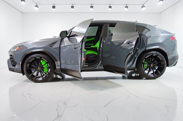 Used 2022 Lamborghini Urus SELEZIONE PRE-OWNED CERTIFIED for sale $239,000 at Rolls-Royce Motor Cars Philadelphia in Palmyra NJ 08065 4