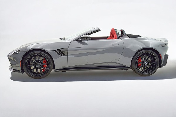 Used 2023 Aston Martin Vantage Roadster for sale $149,000 at Rolls-Royce Motor Cars Philadelphia in Palmyra NJ 08065 3