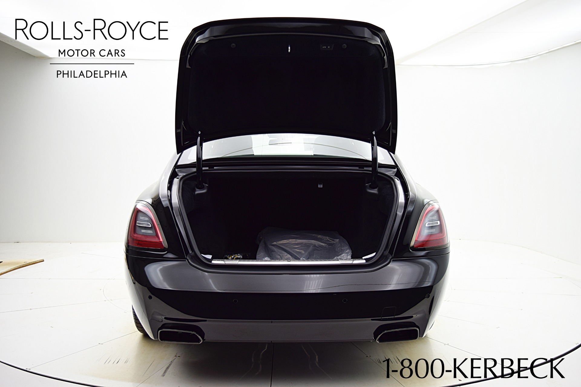 New-2023-Rolls-Royce-BLACK-