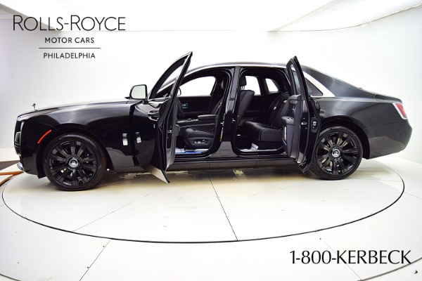 New 2023 Rolls-Royce GHOST for sale Call for price at Rolls-Royce Motor Cars Philadelphia in Palmyra NJ 08065 4
