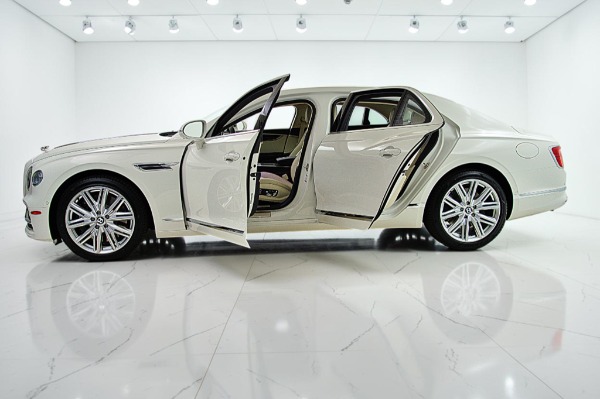 Used 2023 Bentley Flying Spur Hybrid V6/LEASE OPTIONS AVAILABLE for sale $185,000 at Rolls-Royce Motor Cars Philadelphia in Palmyra NJ 08065 4