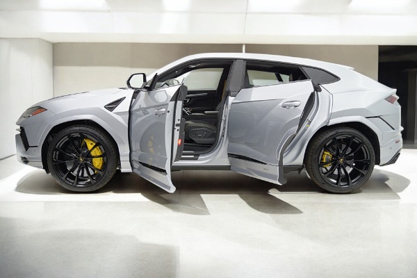 Used 2023 Lamborghini Urus S/SELEZIONE PRE-OWNED CERTIFIED for sale $245,000 at Rolls-Royce Motor Cars Philadelphia in Palmyra NJ 08065 4