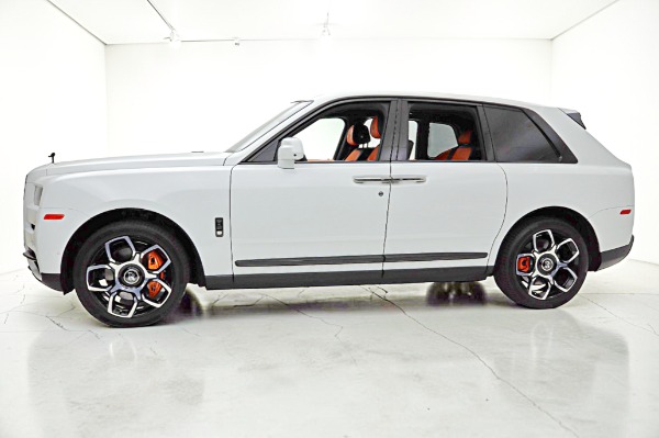 Used 2023 Rolls-Royce Black Badge Cullinan for sale $359,000 at Rolls-Royce Motor Cars Philadelphia in Palmyra NJ 08065 3