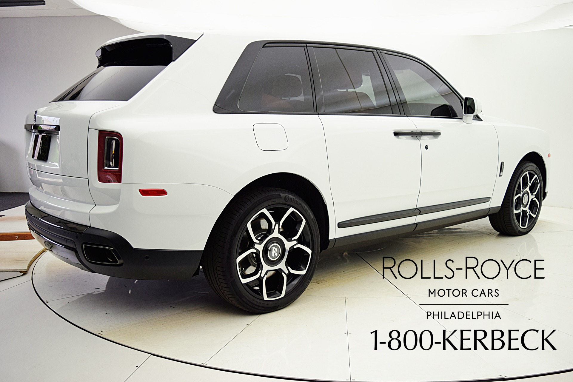 Full vehicle details of 2023 Rolls-Royce Cullinan Black Badge Cullinan  Diamond Black Black Black Badge Technical Fibre Veneer available for sale  at Rolls-Royce Motor Cars Denver 1850 Lucent CourtHighlands Ranch,CO for  €452,981