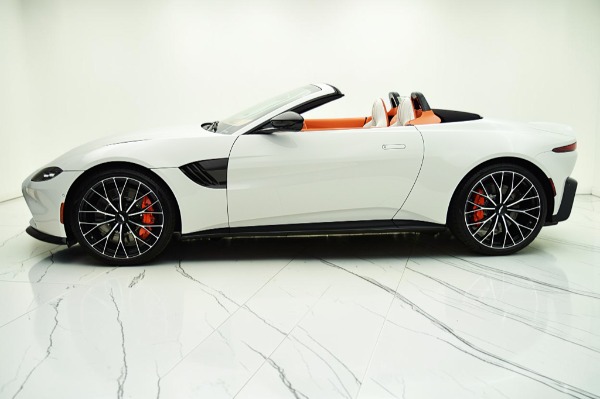 Used 2023 Aston Martin Vantage Roadster for sale $169,000 at Rolls-Royce Motor Cars Philadelphia in Palmyra NJ 08065 3