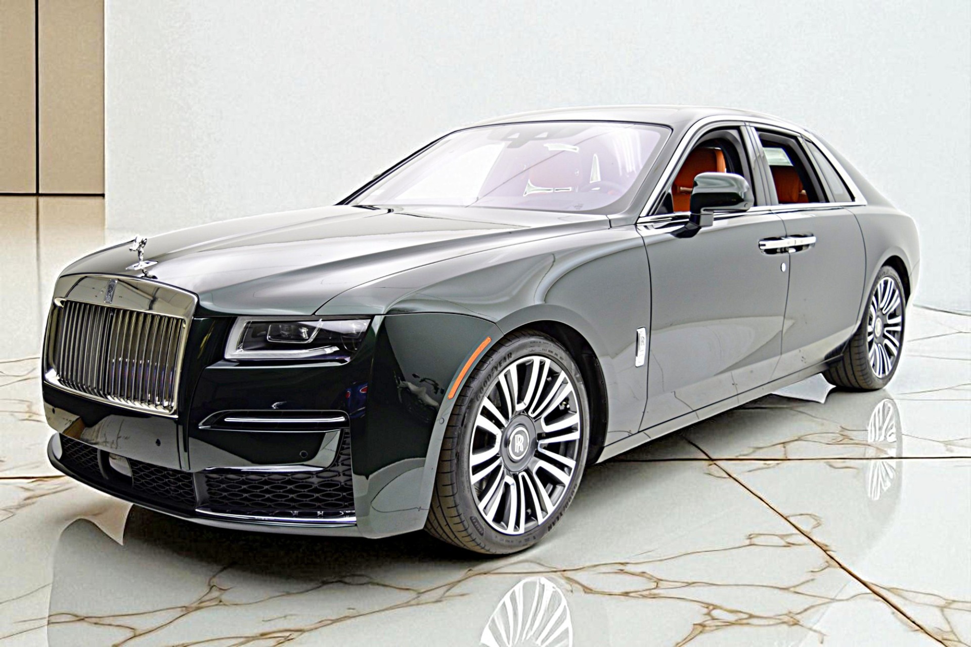 Used 2024 Rolls-Royce Ghost for sale $319,000 at Rolls-Royce Motor Cars Philadelphia in Palmyra NJ 08065 2