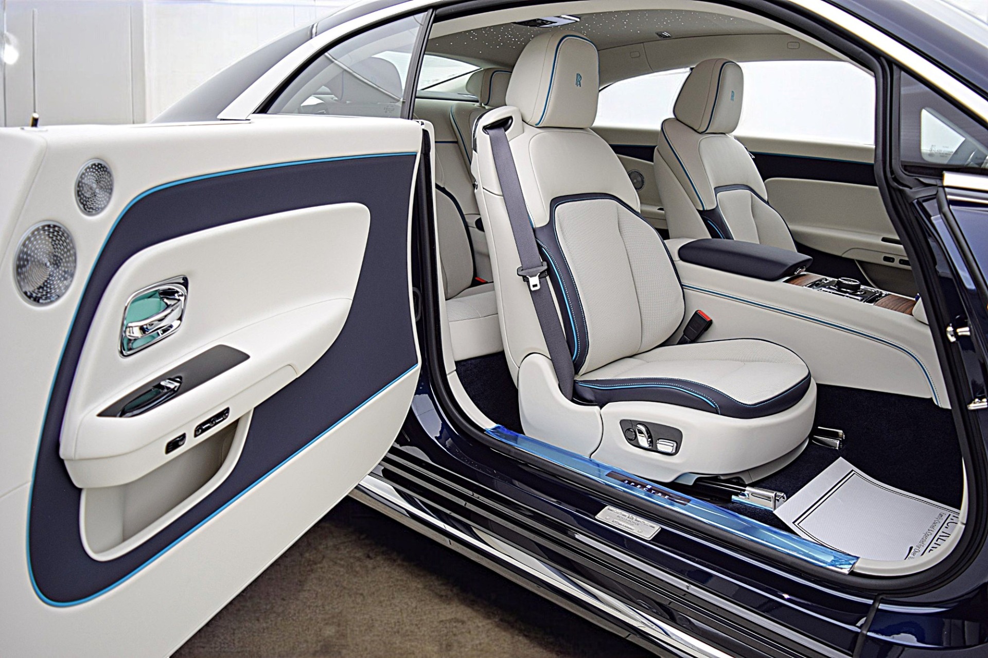 New 2024 RollsRoyce Spectre For Sale (507,950) RollsRoyce Motor