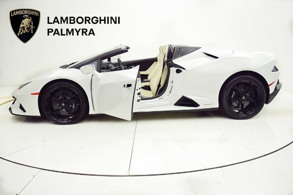 Used 2023 Lamborghini Huracan EVO Spyder AWD/LEASE OPTIONS AVAILABLE for sale Sold at Rolls-Royce Motor Cars Philadelphia in Palmyra NJ 08065 4