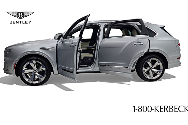 Used 2024 Bentley Bentayga EWB Azure V8/LEASE OPTIONS AVAILABLE for sale $209,000 at Rolls-Royce Motor Cars Philadelphia in Palmyra NJ 08065 4