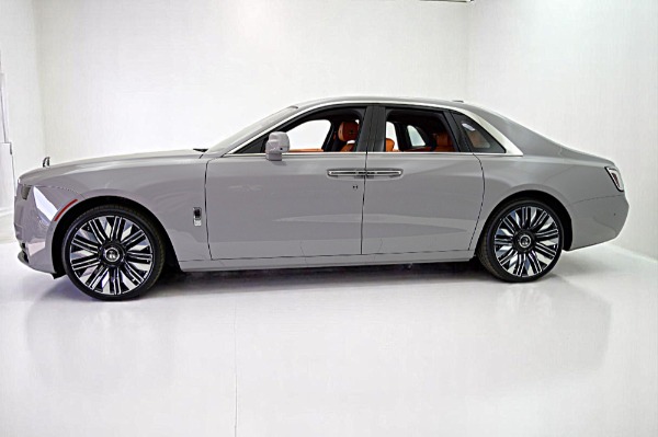Used 2025 Rolls-Royce Ghost NA for sale $389,000 at Rolls-Royce Motor Cars Philadelphia in Palmyra NJ 08065 3