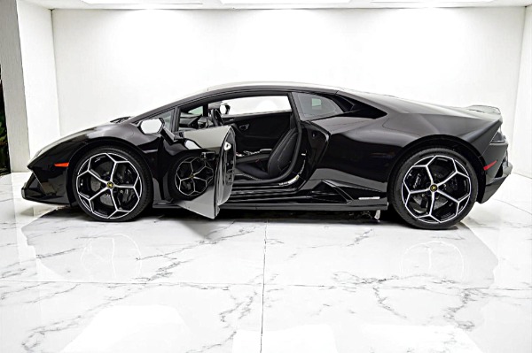Used 2020 Lamborghini Huracan EVO for sale $285,000 at Rolls-Royce Motor Cars Philadelphia in Palmyra NJ 08065 4
