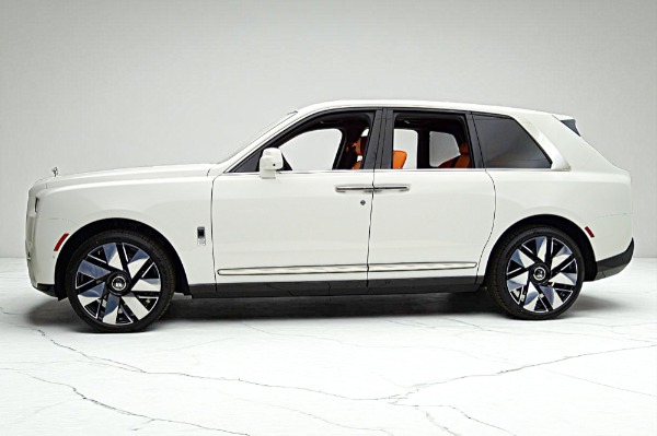 New 2025 Rolls-Royce Cullinan for sale $483,475 at Rolls-Royce Motor Cars Philadelphia in Palmyra NJ 08065 3