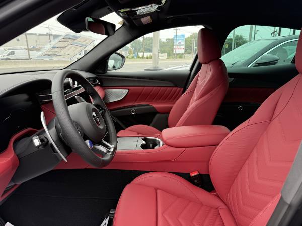 New 2025 Maserati Grecale for sale $93,505 at Rolls-Royce Motor Cars Philadelphia in Palmyra NJ 08065 4