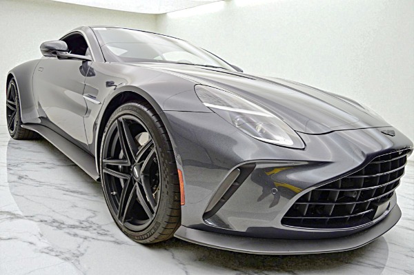 Used 2025 Aston Martin Vantage Coupe for sale $195,000 at Rolls-Royce Motor Cars Philadelphia in Palmyra NJ 08065 3