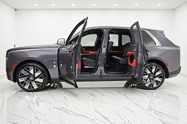 New 2026 Rolls-Royce  Cullinan for sale $478,250 at Rolls-Royce Motor Cars Philadelphia in Palmyra NJ 08065 4