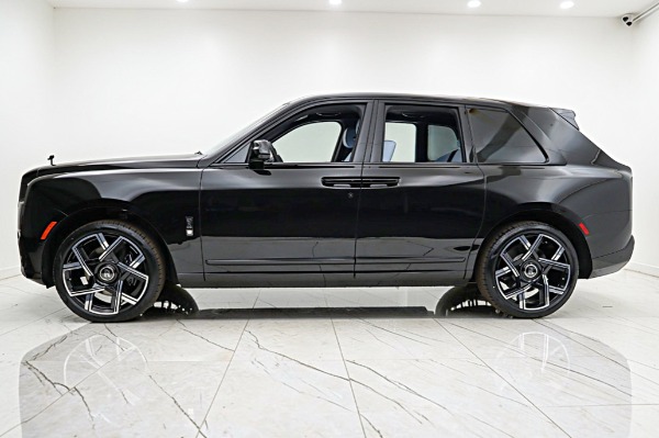New 2026 Rolls-Royce Black Badge Cullinan for sale $558,950 at Rolls-Royce Motor Cars Philadelphia in Palmyra NJ 08065 3