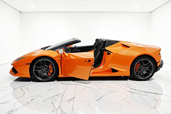 Used 2017 Lamborghini Huracan LP 610-4 Spyder/SELEZIONE PRE-OWNED CERTIFIED for sale $249,000 at Rolls-Royce Motor Cars Philadelphia in Palmyra NJ 08065 4