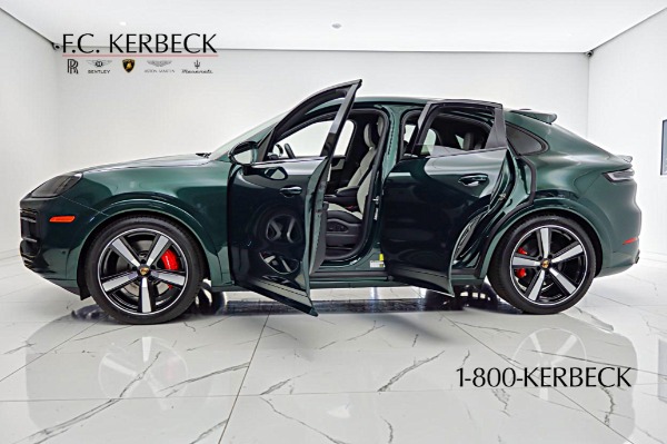 Used 2025 Porsche Cayenne GTS Coupe AWD for sale $139,000 at Rolls-Royce Motor Cars Philadelphia in Palmyra NJ 08065 4
