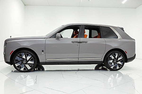 New 2027 Rolls-Royce Cullinan for sale $488,850 at Rolls-Royce Motor Cars Philadelphia in Palmyra NJ 08065 4