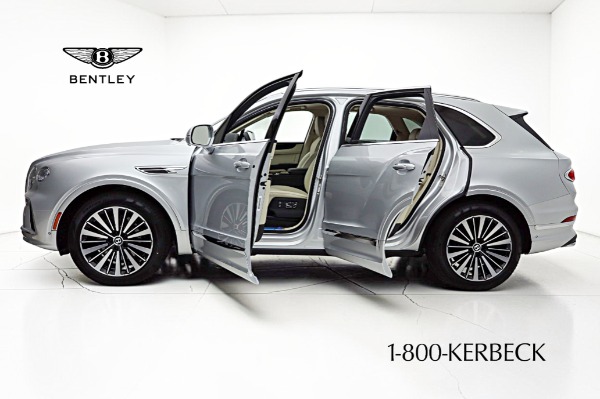 New 2026 Bentley Bentayga V8 for sale $266,930 at Rolls-Royce Motor Cars Philadelphia in Palmyra NJ 08065 4