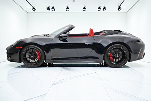 Used 2026 Porsche 911 Carrera 4 GTS T-Hybrid Cabriolet for sale $225,000 at Rolls-Royce Motor Cars Philadelphia in Palmyra NJ 08065 3