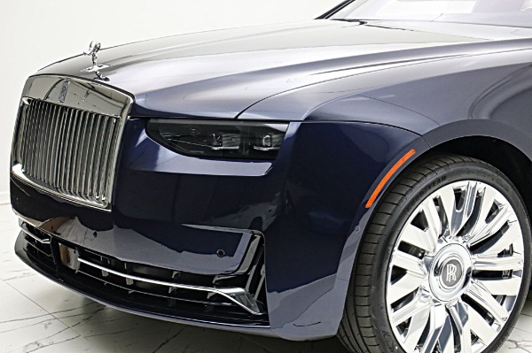 New 2027 Rolls-Royce Ghost for sale $426,950 at Rolls-Royce Motor Cars Philadelphia in Palmyra NJ 08065 3