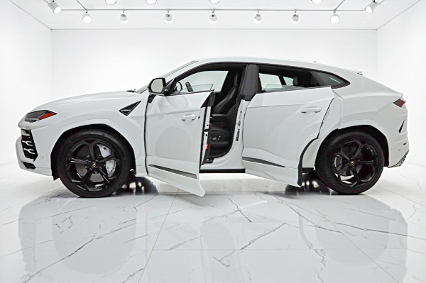 Used 2020 Lamborghini Urus /SELEZIONE PRE-OWNED CERTIFIED for sale $179,000 at Rolls-Royce Motor Cars Philadelphia in Palmyra NJ 08065 4