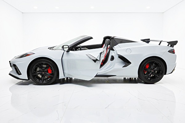 Used 2022 Chevrolet Corvette Stingray 3LT Convertible for sale $76,000 at Rolls-Royce Motor Cars Philadelphia in Palmyra NJ 08065 4