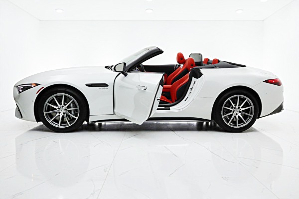 Used 2023 Mercedes-Benz SL-Class AMG SL 43 for sale $77,000 at Rolls-Royce Motor Cars Philadelphia in Palmyra NJ 08065 4