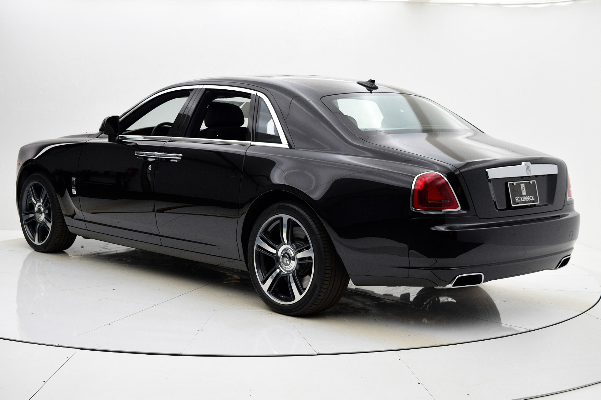 2022 RollsRoyce Ghost vs 2023 RollsRoyce Phantom  RollsRoyce Motor  Cars Pasadena