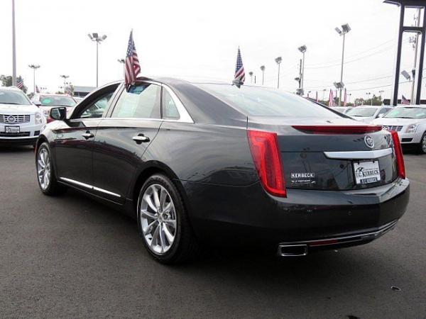 Used 2014 Cadillac XTS Premium for sale Sold at Rolls-Royce Motor Cars Philadelphia in Palmyra NJ 08065 4