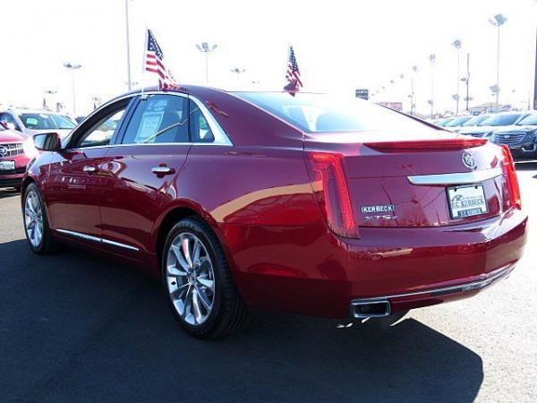 Used 2014 Cadillac XTS Luxury for sale Sold at Rolls-Royce Motor Cars Philadelphia in Palmyra NJ 08065 4