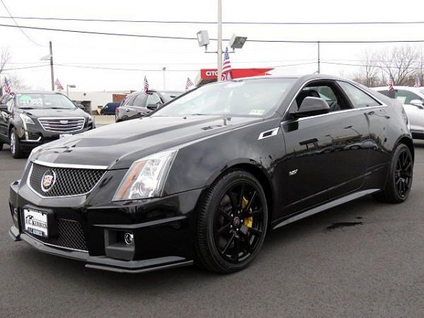 Used 2011 Cadillac CTS-V Coupe RWD for sale Sold at Rolls-Royce Motor Cars Philadelphia in Palmyra NJ 08065 3