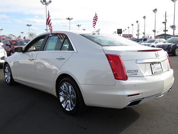 Used 2014 Cadillac CTS Sedan Luxury RWD for sale Sold at Rolls-Royce Motor Cars Philadelphia in Palmyra NJ 08065 4