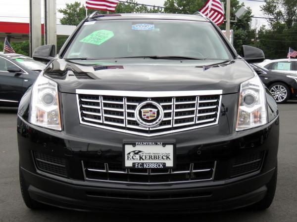 Used 2016 Cadillac SRX Luxury Collection for sale Sold at Rolls-Royce Motor Cars Philadelphia in Palmyra NJ 08065 2