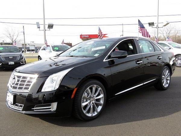 Used 2014 Cadillac XTS Luxury for sale Sold at Rolls-Royce Motor Cars Philadelphia in Palmyra NJ 08065 3