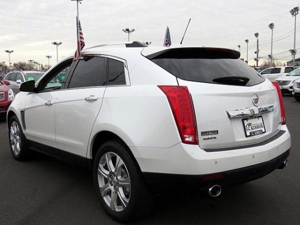 Used 2015 Cadillac SRX Performance Collection for sale Sold at Rolls-Royce Motor Cars Philadelphia in Palmyra NJ 08065 4