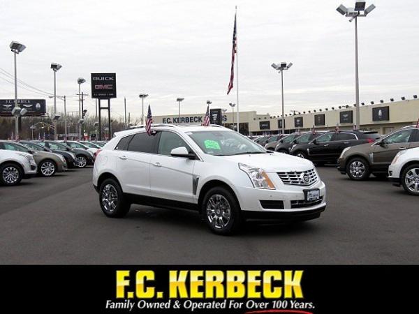 Used 2016 Cadillac SRX Luxury Collection for sale Sold at Rolls-Royce Motor Cars Philadelphia in Palmyra NJ 08065 1